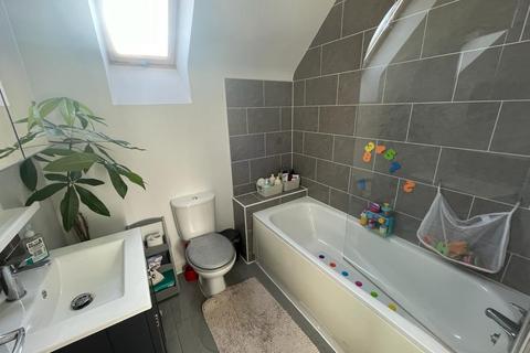 21 Bridgewater Road, Burton-on-trent, DE14 2GD