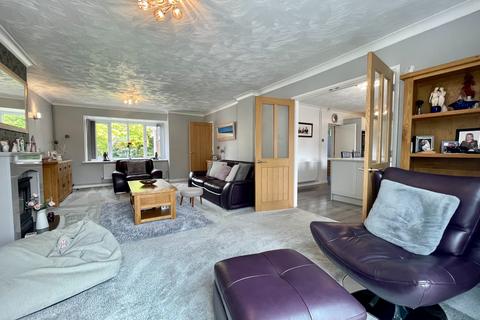5 Beech Wood Close, Walsall, WS3 3PL