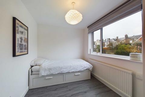 88 Horsecroft Road, Hemel Hempstead, HP1 1PX
