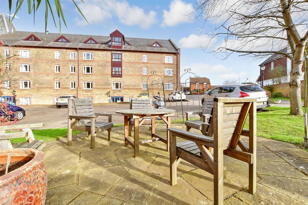 Patio / Decking