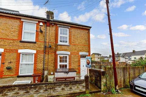2 Kings Road, Chatham, ME5 7JY