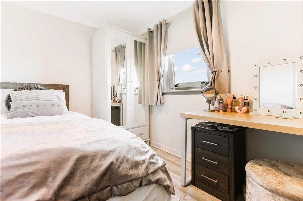 Bedroom Three (1)