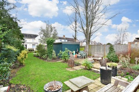 72 Olyffe Avenue, Welling, DA16 3JE
