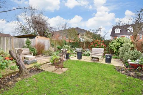 72 Olyffe Avenue, Welling, DA16 3JE