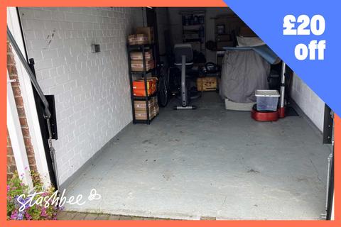 Garage to rent, Firtrees Avenue, Wallsend NE28