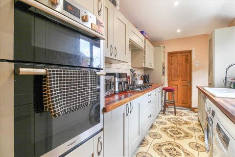 undefined, Victoria Street, Burton Latimer