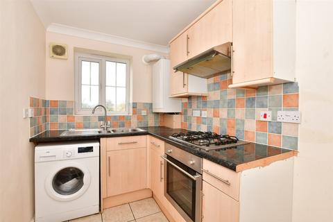 2 bedroom flat for sale, Brookside Close, Freshwater, Isle of Wight