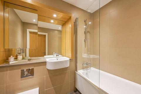 1 bedroom flat for sale, Centurion Tower, Canning Town, London, E16