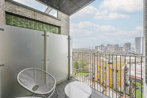 1 bedroom flat for sale, Centurion Tower, Canning Town, London, E16