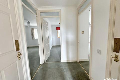2 bedroom flat for sale, Vennland Way, Minehead TA24