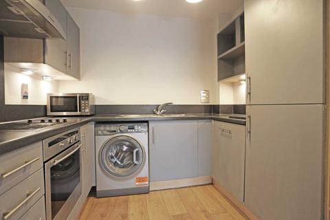 2 bedroom flat to rent, Butts Green Road, Emerson Park, Hornchurch, RM11