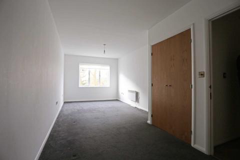 2 bedroom flat to rent, Butts Green Road, Emerson Park, Hornchurch, RM11