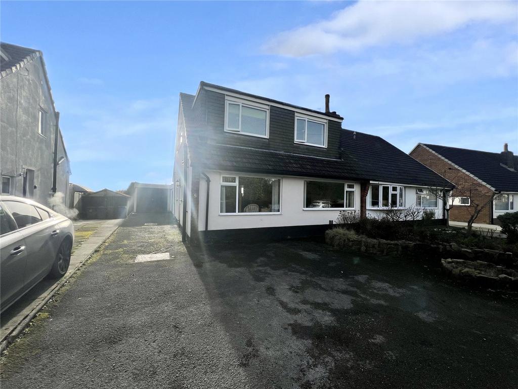 Sunnybower Road, Blackburn, Lancashire, BB1 3 bed semidetached house for sale £220,000