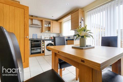 3 bedroom end of terrace house for sale, Thistle Walk, Minster on sea