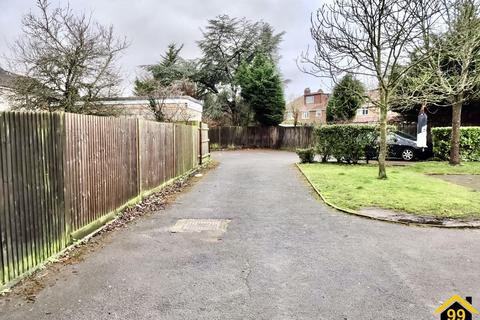 1 bedroom flat for sale, Abbotswood Way, Hayes, Greater London, UB3