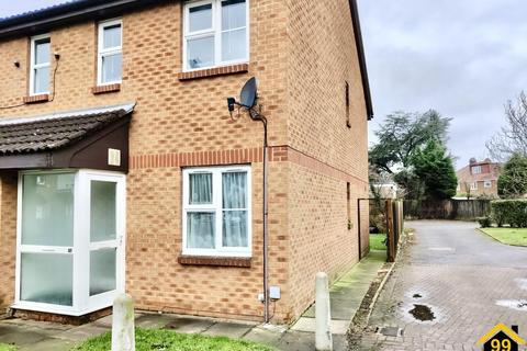 1 bedroom flat for sale, Abbotswood Way, Hayes, Greater London, UB3