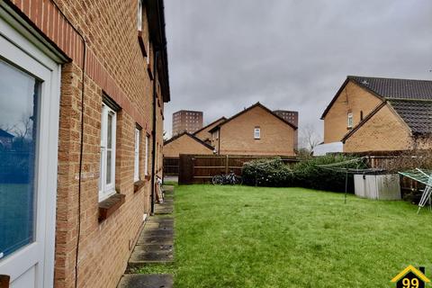 1 bedroom flat for sale, Abbotswood Way, Hayes, Greater London, UB3