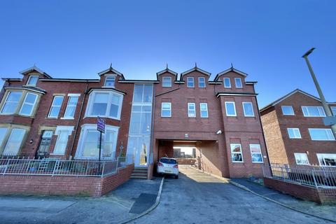2 bedroom apartment for sale, 35 The Esplanade, Knott End on Sea FY6