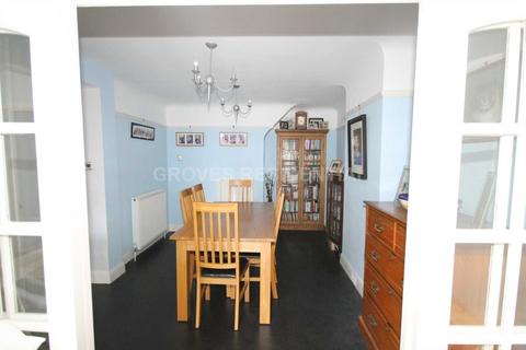 4 bedroom semi-detached house for sale, Knightwood Crescent, New Malden