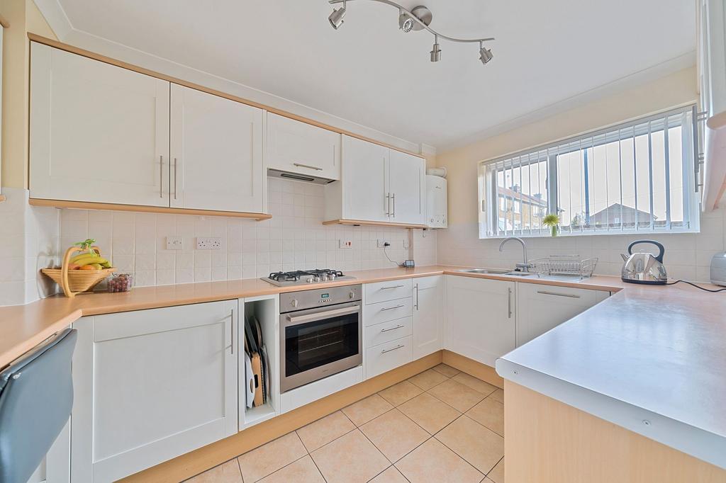 Kitchen (2)