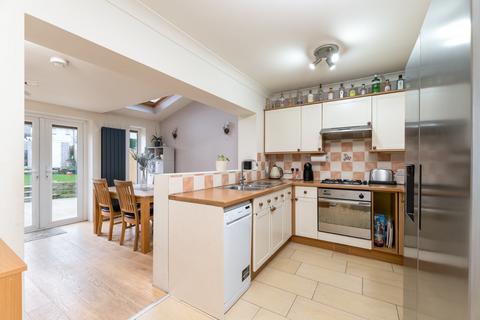 3 bedroom end of terrace house for sale, Westbourne Grove, Otley, West Yorkshire, LS21