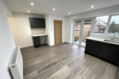 3 bedroom end of terrace house to rent - Counterpool Road, Kingswood, Bristol