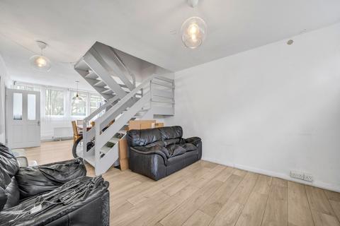 3 bedroom flat for sale, Thomas Baines Road, Battersea SW11