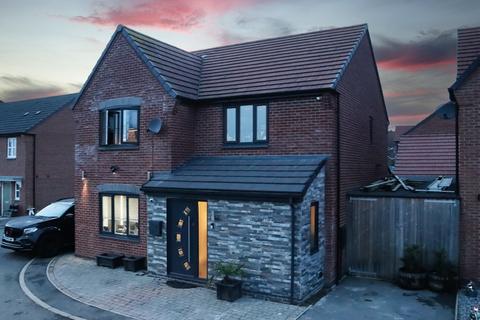4 bedroom detached house for sale, Ladkin Close, Sileby