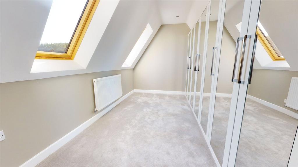 Walk-In Wardrobe