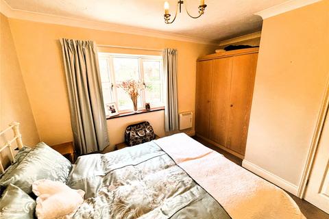8 Falcon Grange, Bardon Mill, Hexham, NE47 7DU