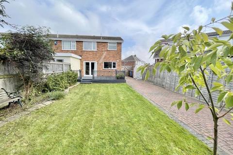 14 Bayons Avenue, Grimsby, DN33 3LN
