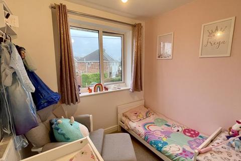 14 Bayons Avenue, Grimsby, DN33 3LN