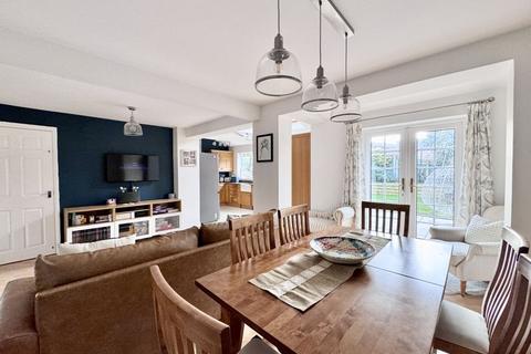 4 Beighton Close, Sutton Coldfield, B74 4YA
