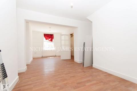 2 bedroom terraced house to rent, Percival Road,Enfield EN1