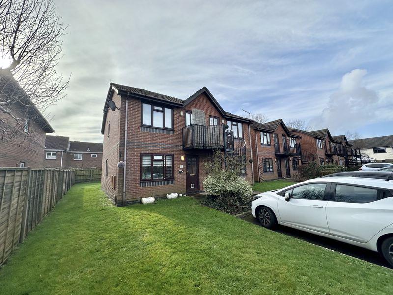 Rosemary Gardens, Poole BH12 1 bed flat for sale £170,000