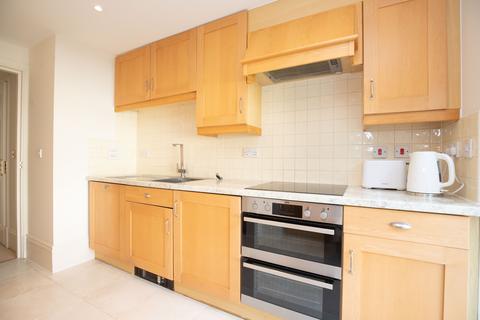 1 bedroom apartment to rent, Northumberland lodge
