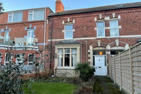 undefined, Victoria Avenue, Whitley Bay  * HOLIDAY LET APARTMENT *