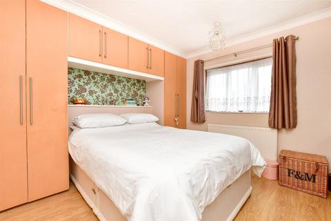 149 Brian Road, Romford, RM6 5BS