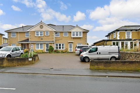 2 bedroom apartment for sale, Broadway, Sandown, Isle of Wight