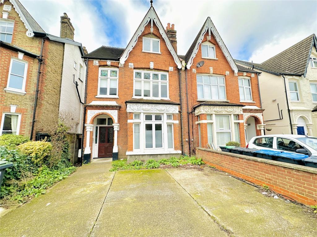 Chatsworth Road, East Croydon... 1 bed apartment for sale £230,000