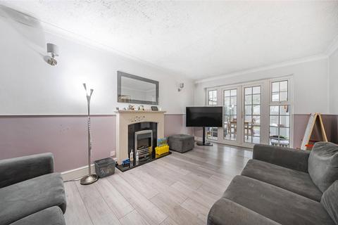 4 bedroom terraced house for sale, Capel Close, Bromley