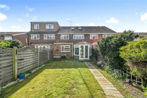 16 Capel Close, Bromley, BR2 8LX