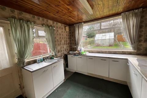 67 Handsworth Crescent, Sheffield, S9 4BQ
