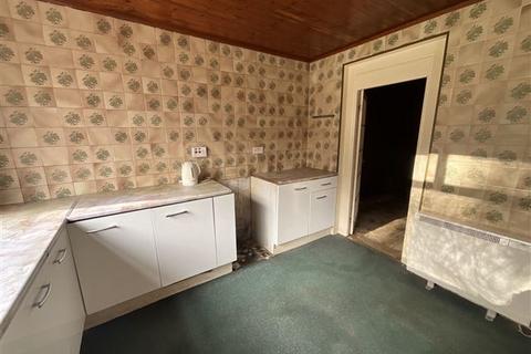 67 Handsworth Crescent, Sheffield, S9 4BQ