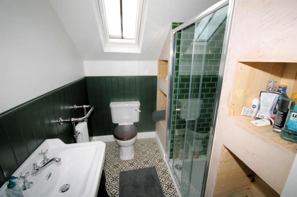 En suite Shower Room