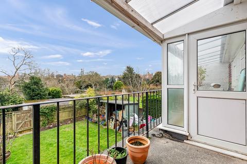 2 bedroom flat for sale - Shorncliffe Road, Folkestone, CT20