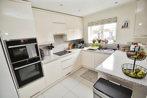 3 bedroom townhouse for sale - Wharton Drive, Springfield, Chelmsford, CM1