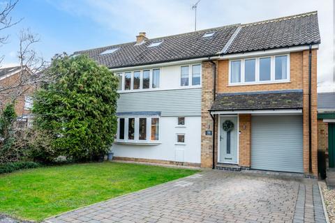 58 Allington Drive, York, YO31 0NN
