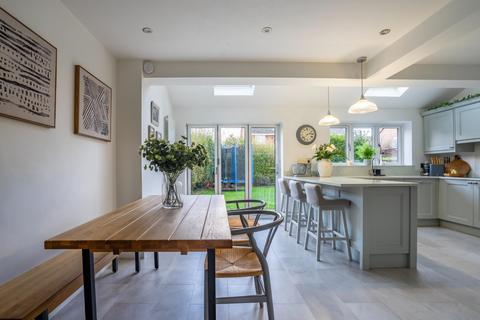 58 Allington Drive, York, YO31 0NN