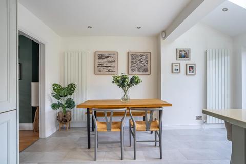 58 Allington Drive, York, YO31 0NN